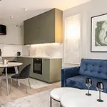 Rentplanet - Apartament Slezna